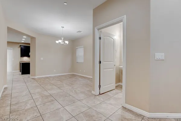 $2,500 | 1067 Fish Pond Avenue, Henderson, NV 89014