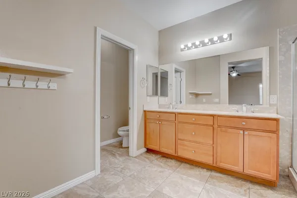 $2,500 | 1067 Fish Pond Avenue, Henderson, NV 89014