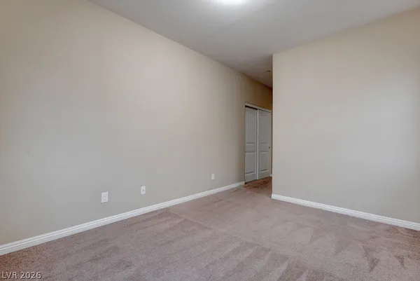 $2,500 | 1067 Fish Pond Avenue, Henderson, NV 89014