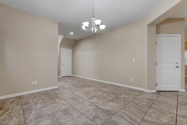 $2,500 | 1067 Fish Pond Avenue, Henderson, NV 89014