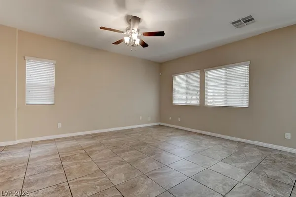 $2,500 | 1067 Fish Pond Avenue, Henderson, NV 89014