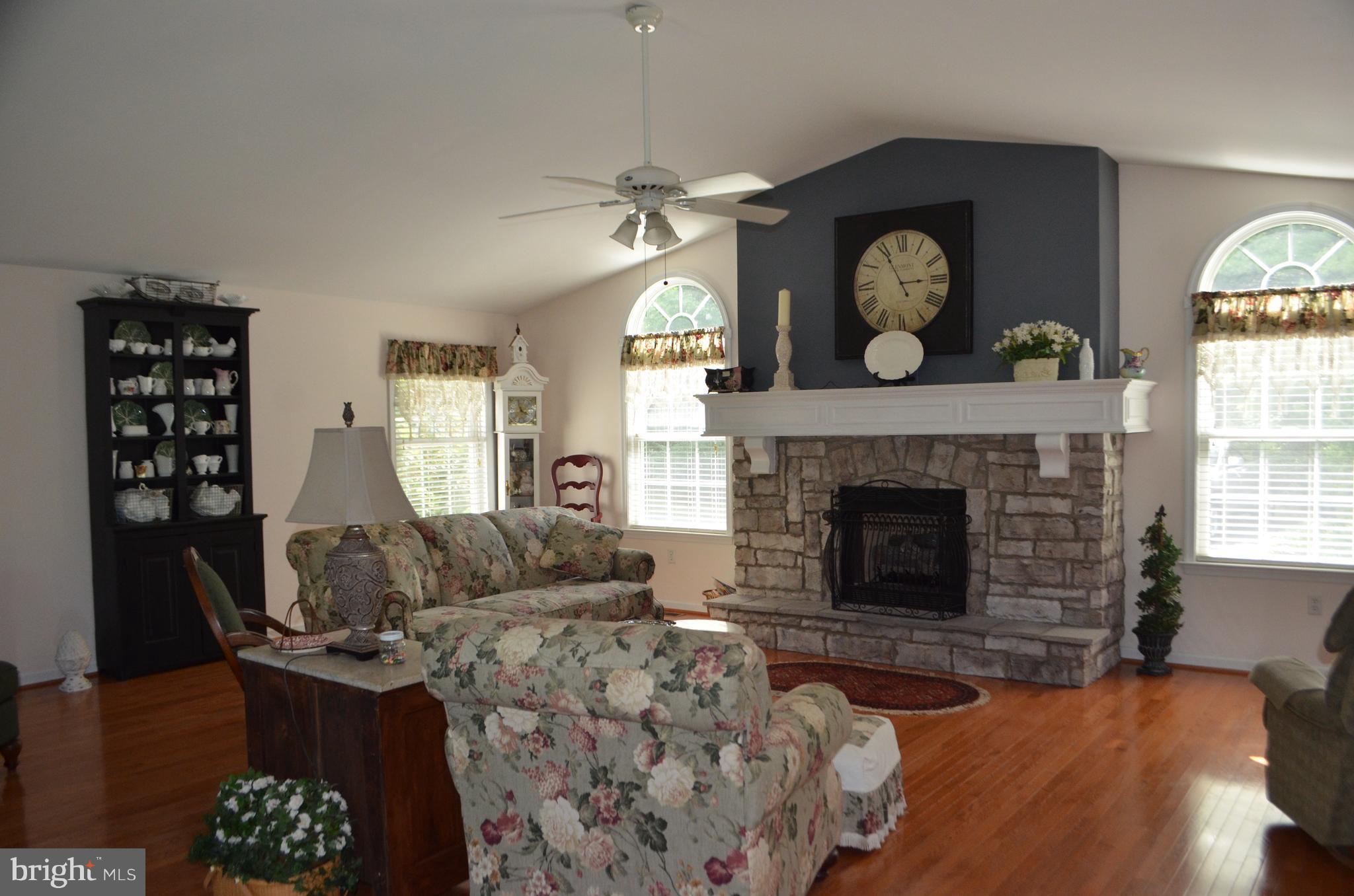 7709 Courthouse Road Spotsylvania, VA 22551 - Photo 15 of 27 Family Room