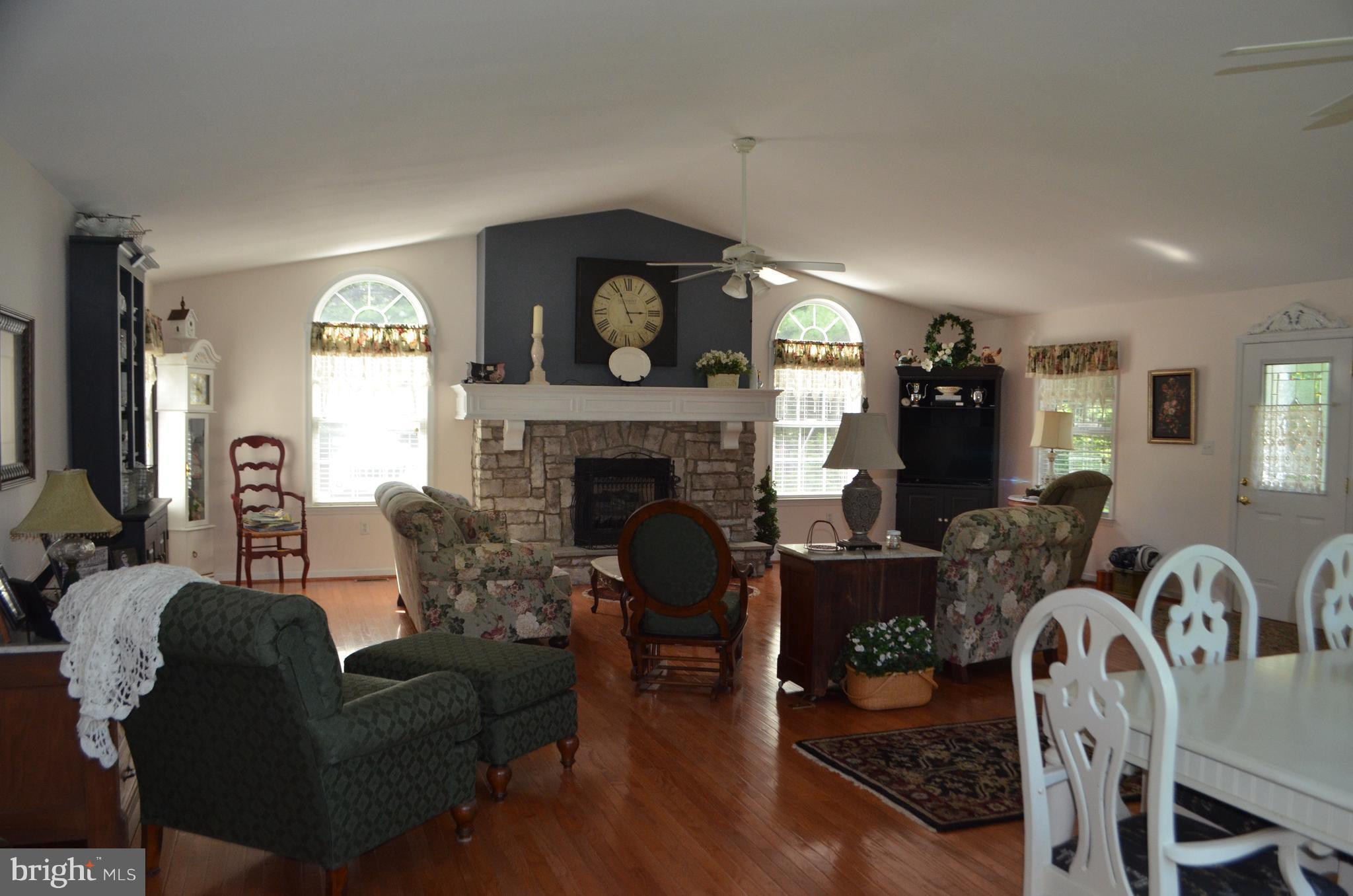 7709 Courthouse Road Spotsylvania, VA 22551 - Photo 17 of 27 Family Room