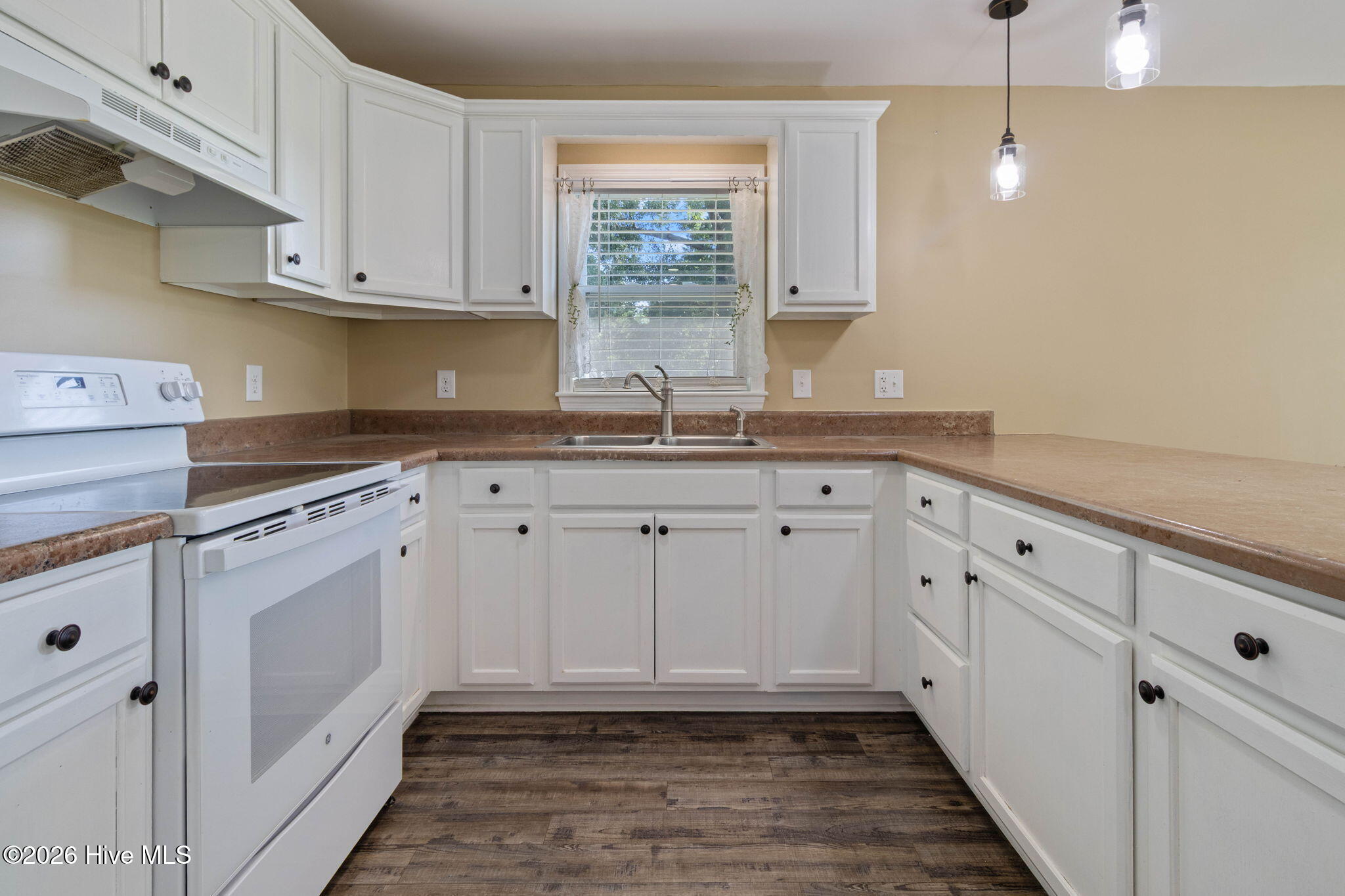 7390 Center Road Bladenboro, NC 28320 - Photo 14 of 32