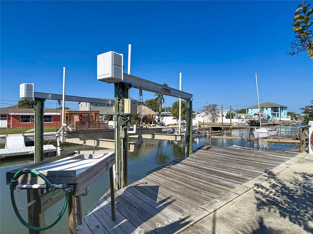 13607 Frances Avenue Hudson, FL 34667 - Photo 6 of 76