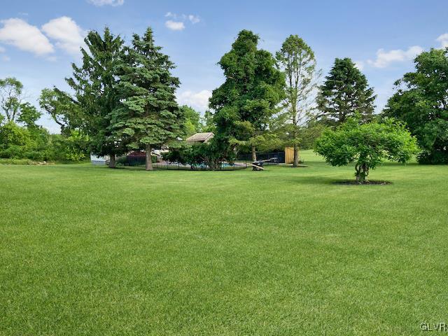 1026 Cressman Road Nazareth, PA 18064 - Photo 8 of 50 Gallery Image 8