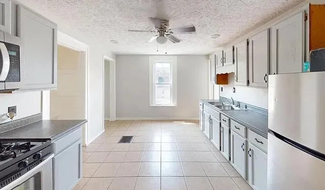 $460,000 | 11-11.5 Linwood Place, Rochester, NY 14607