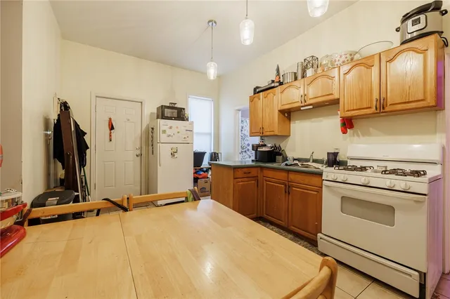 $460,000 | 11-11.5 Linwood Place, Rochester, NY 14607