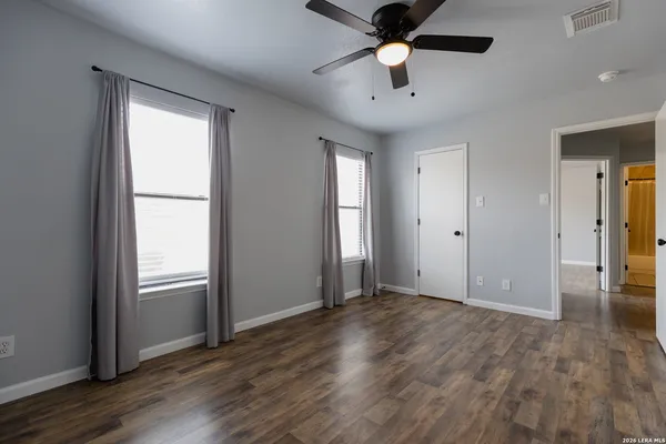 $2,300 | 54 Longleaf Coral, San Antonio, TX 78247