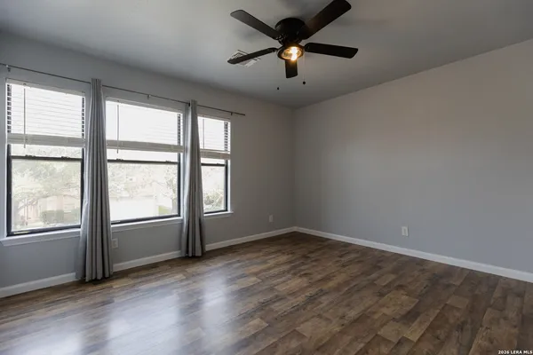 $2,300 | 54 Longleaf Coral, San Antonio, TX 78247