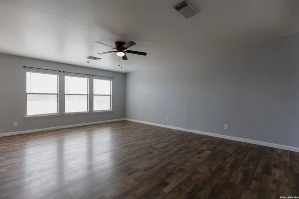 $2,300 | 54 Longleaf Coral, San Antonio, TX 78247