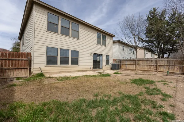 $2,300 | 54 Longleaf Coral, San Antonio, TX 78247