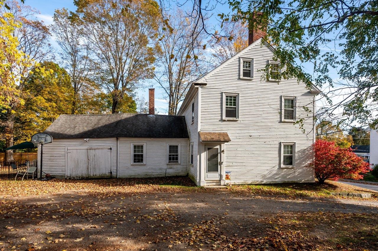 3 Swamscott Street Newfields, NH 03856 - Photo 2 of 14