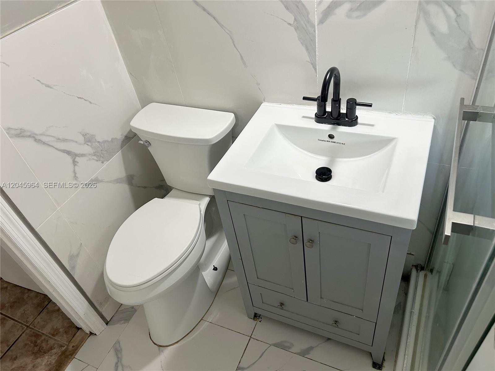 1355 Northwest 86th Street Miami, FL 33147 - Photo 13 of 26