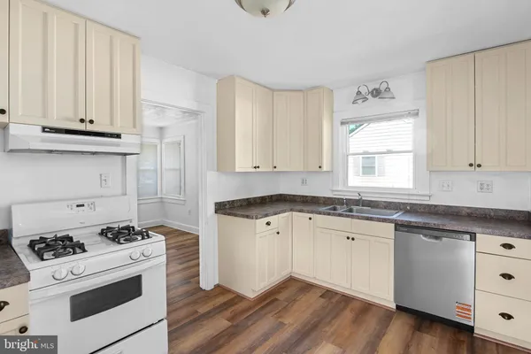 $1,800 | 15 Sycamore Avenue, Easton, MD 21601
