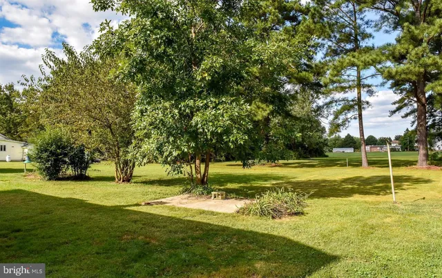 $1,975 | 15 Sycamore Avenue, Easton, MD 21601