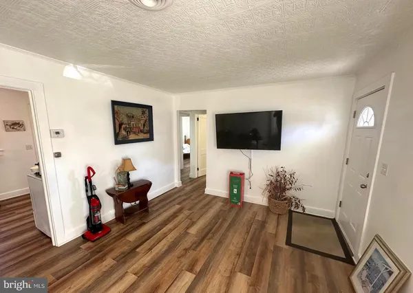 $1,800 | 15 Sycamore Avenue, Easton, MD 21601