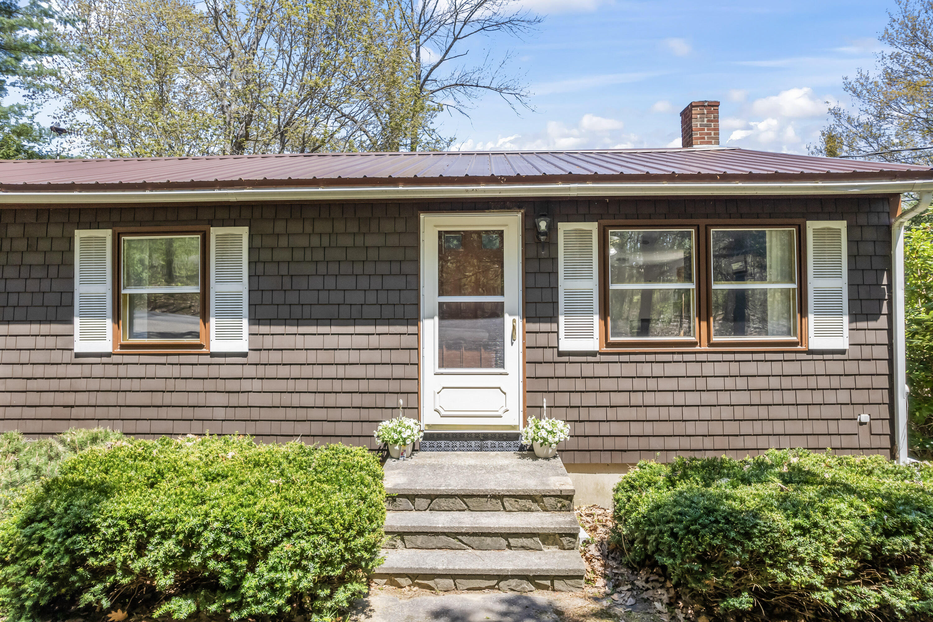 189 Beechnut Hill Road Wiscasset, ME 04578 - Photo 2 of 53 189 Beechnut Hill Rd_102