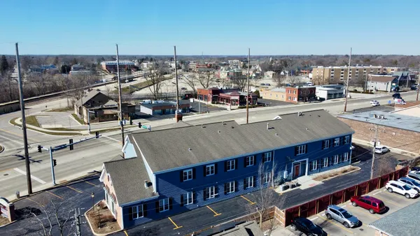 $999,000 | 215 South Northwest Highway, Barrington, IL 60010