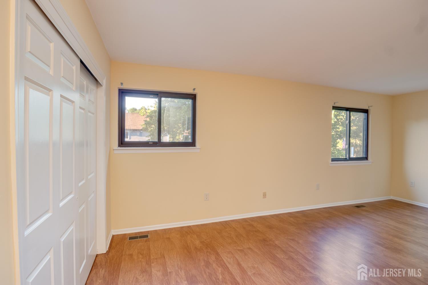 1 Orchid Court Edison, NJ 08820 - Photo 24 of 28