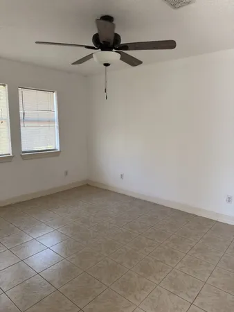 $1,400 | 1761 El Mar Lane, Seabrook, TX 77586