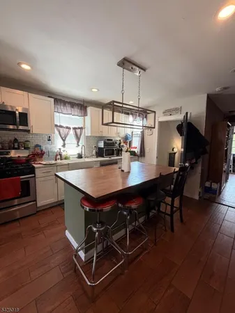 $599,000 | 305 Leland Avenue, Plainfield, NJ 07062