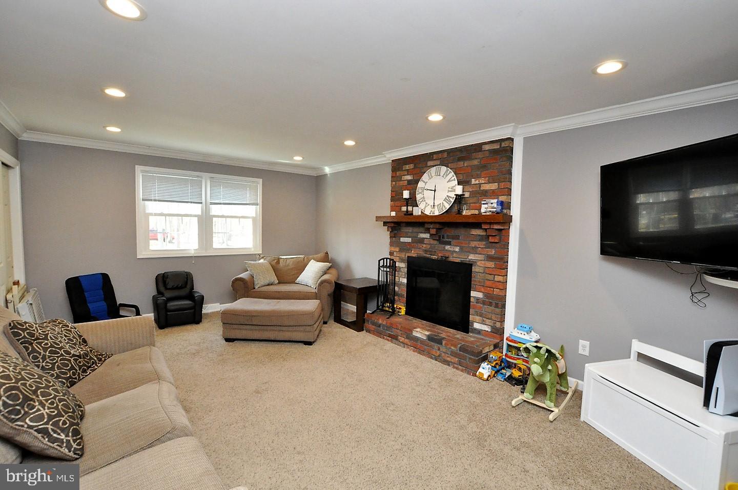 330 Pricketts Mill Road Tabernacle, NJ 08088 - Photo 17 of 35 Family Room