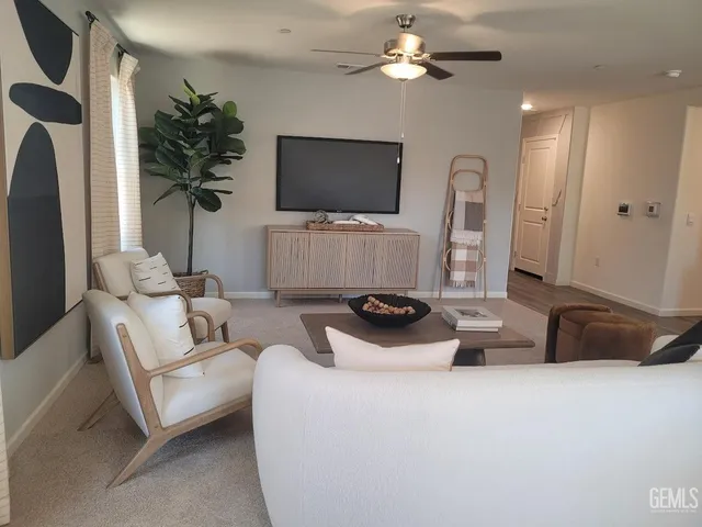 $426,990 | Undisclosed Address, Bakersfield, CA 93307