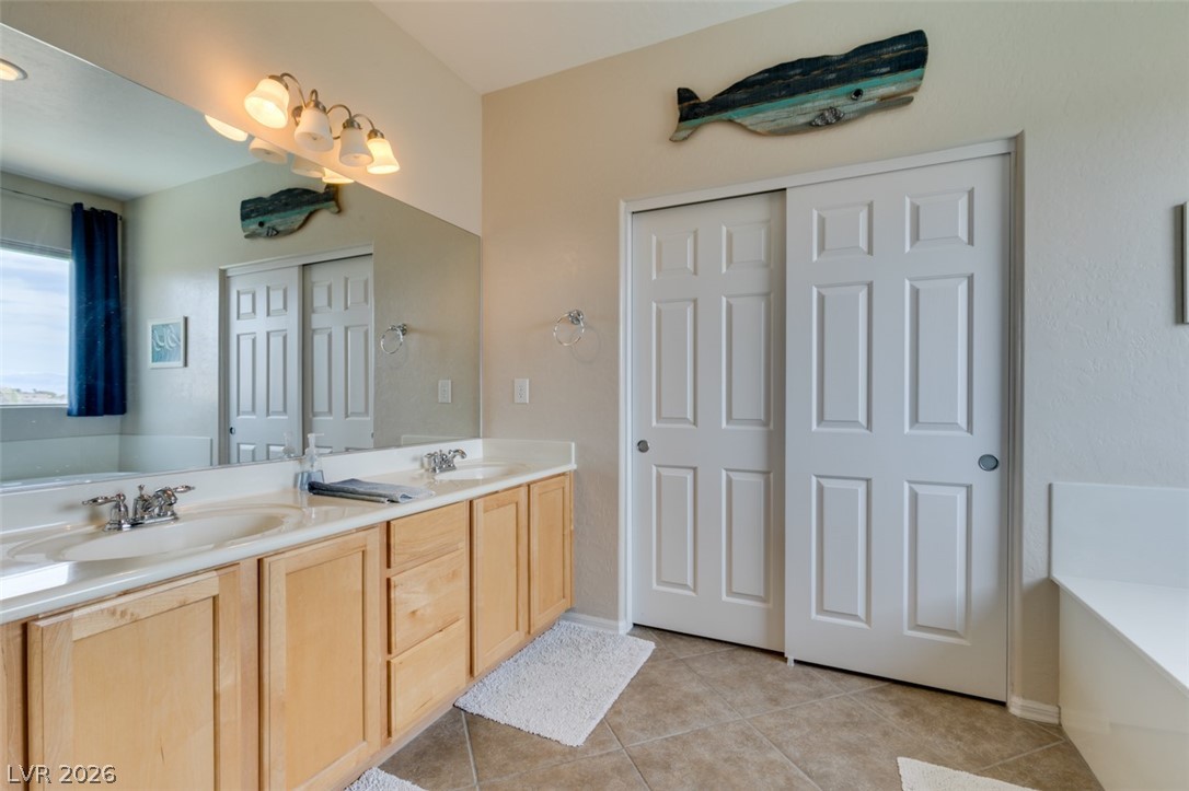 2540 Calanques Terrace Henderson, NV 89044 - Photo 37 of 47 Primary Bath