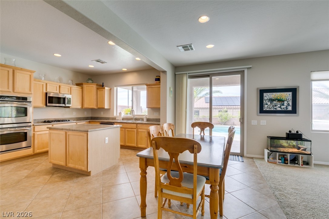 2540 Calanques Terrace Henderson, NV 89044 - Photo 10 of 47