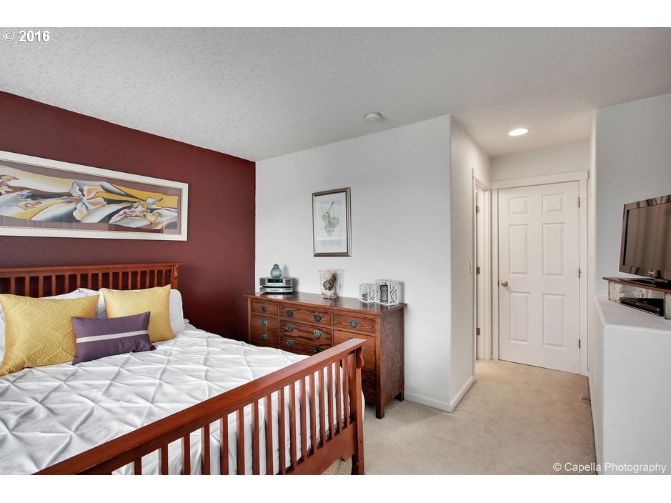 14645 Southwest Beard Road, Unit 103 Beaverton, OR 97007 - Photo 9 of 16 Gallery Image 9