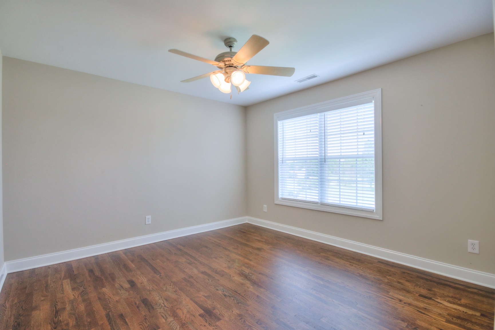 1429 Cut Off Road Murfreesboro, TN 37129 - Photo 35 of 48 Gallery Image 35