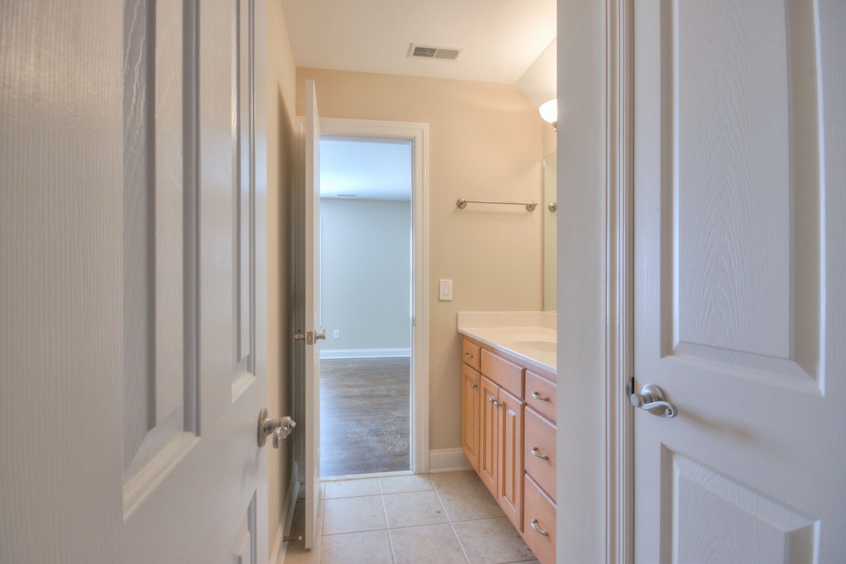 1429 Cut Off Road Murfreesboro, TN 37129 - Photo 42 of 48 Gallery Image 42