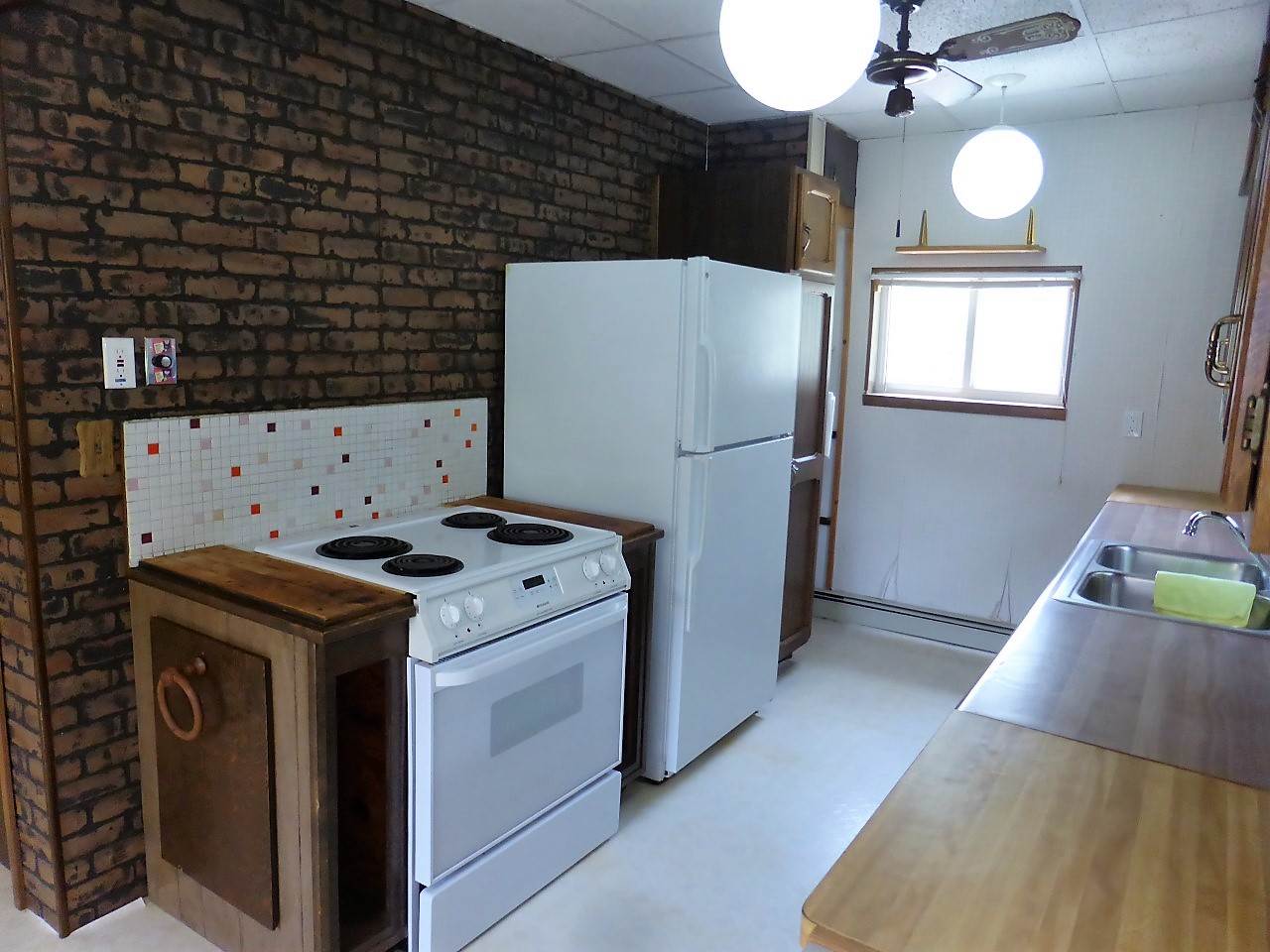 14933 Gallagher Road Thompsonville, MI 49683 - Photo 12 of 35 1866293-11.JPG