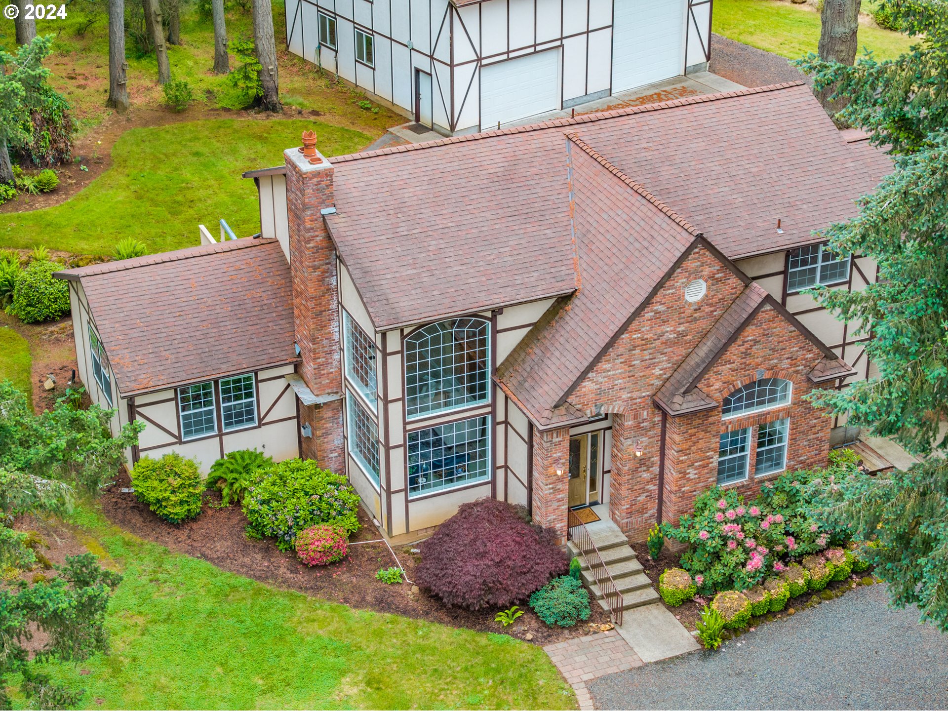 8752 Boulder Ridge Ct Southeast  