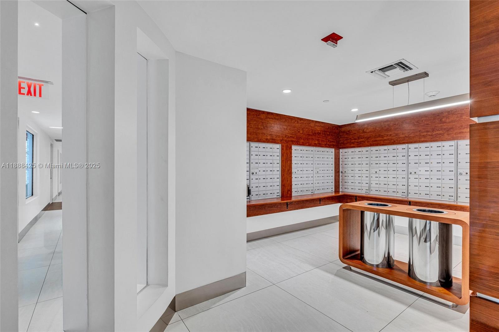 90 Alton Road, Unit 1103 Miami Beach, FL 33139 - Photo 47 of 51