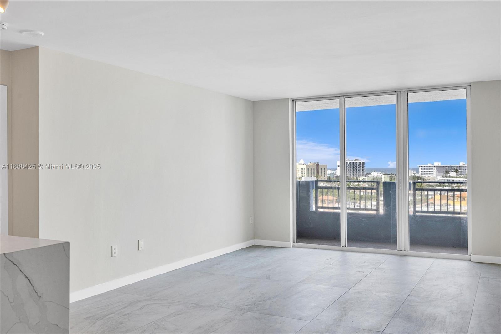 90 Alton Road, Unit 1103 Miami Beach, FL 33139 - Photo 6 of 51