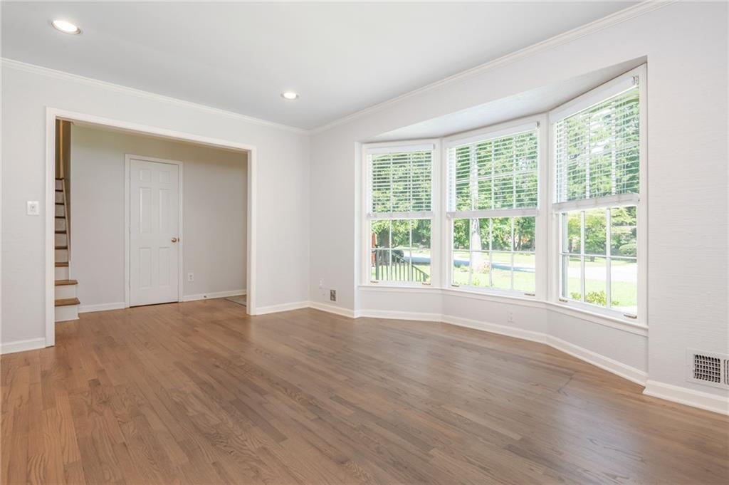 5599 Bend Creek Road Atlanta, GA 30338 - Photo 8 of 52 Gallery Image 8