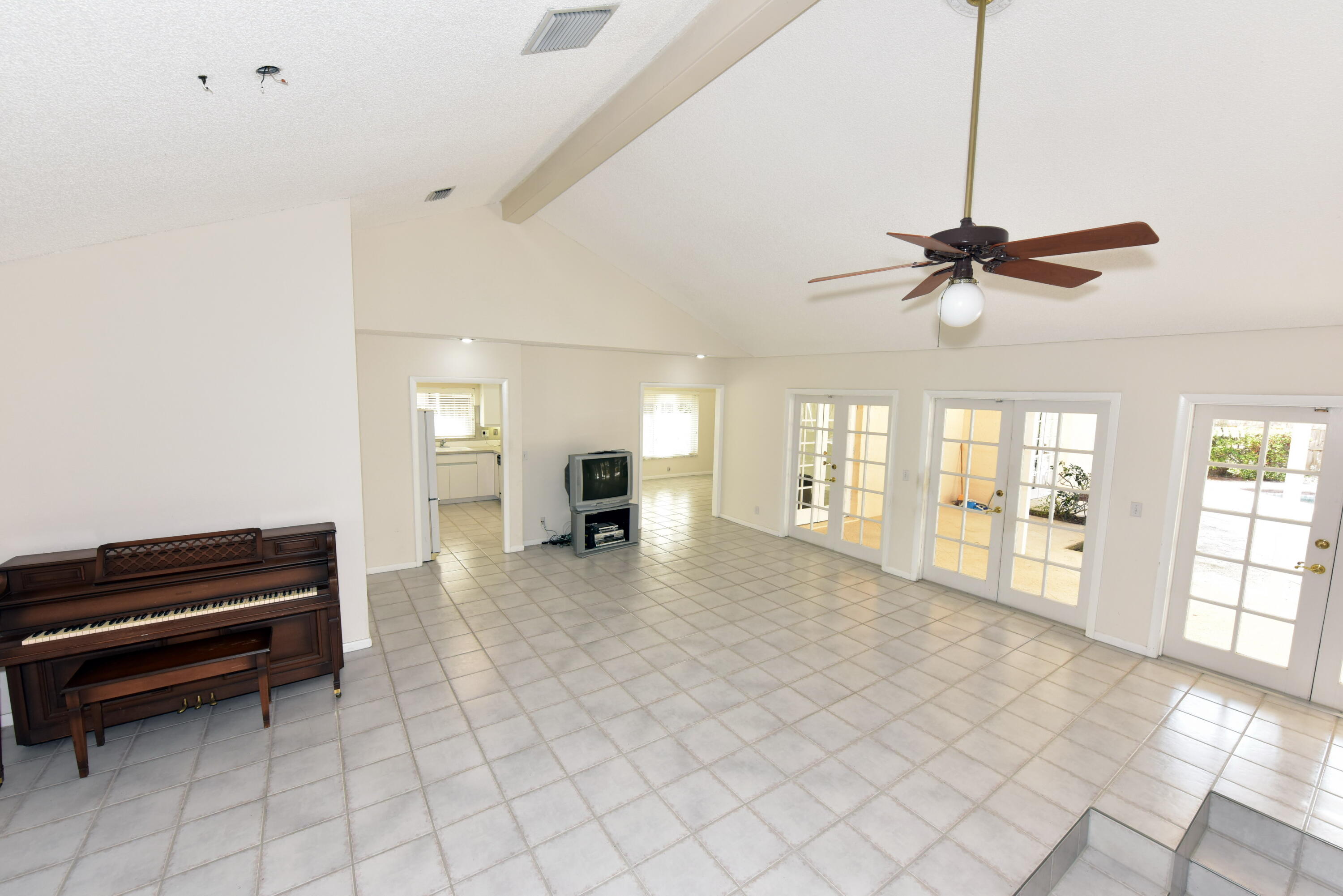 6813 Viento Way Boca Raton, FL 33433 - Photo 7 of 19 Great Room