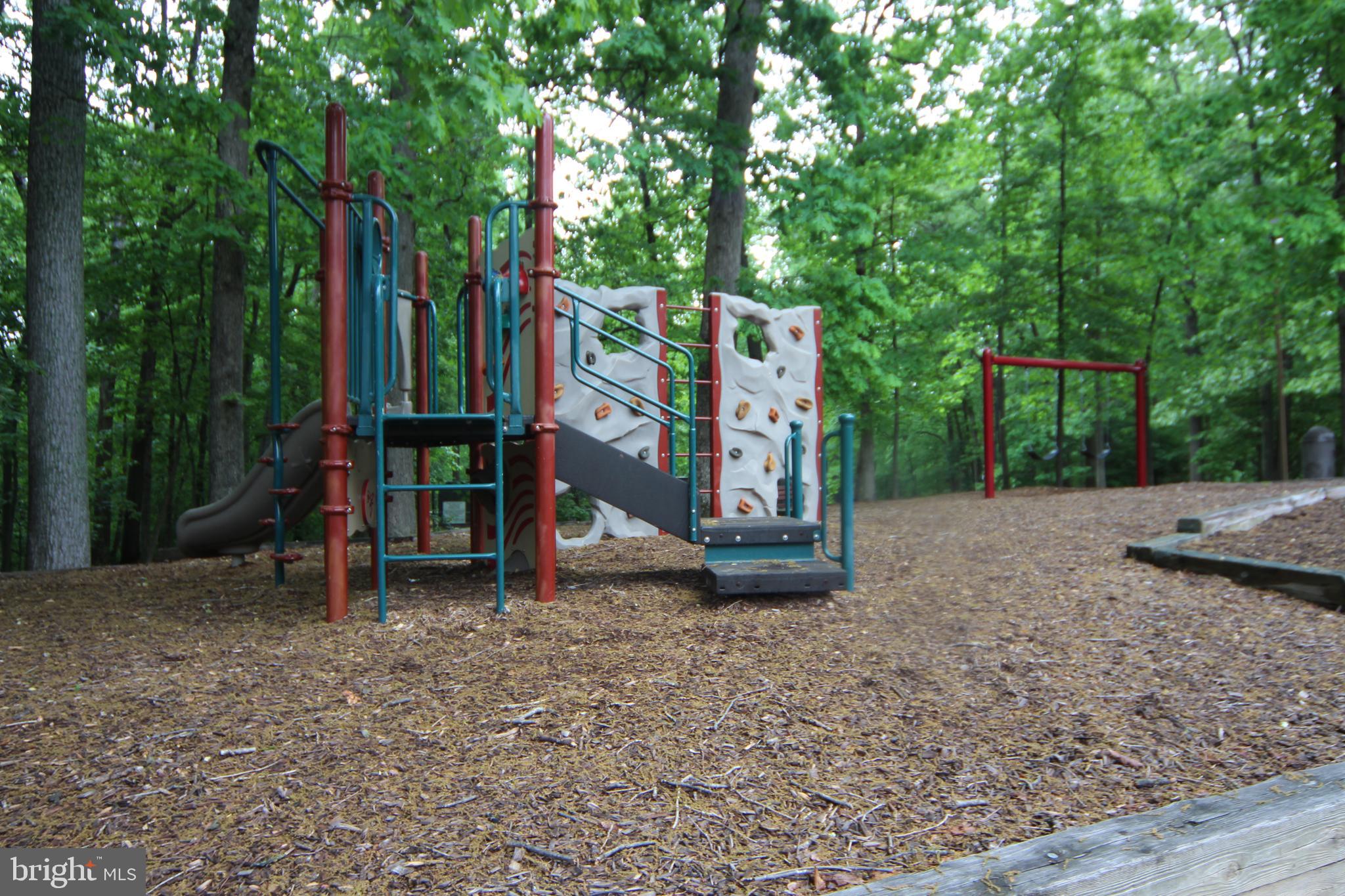 8110 Colony Point Road, Unit 222 Springfield, VA 22152 - Photo 23 of 23 Tot-Lot