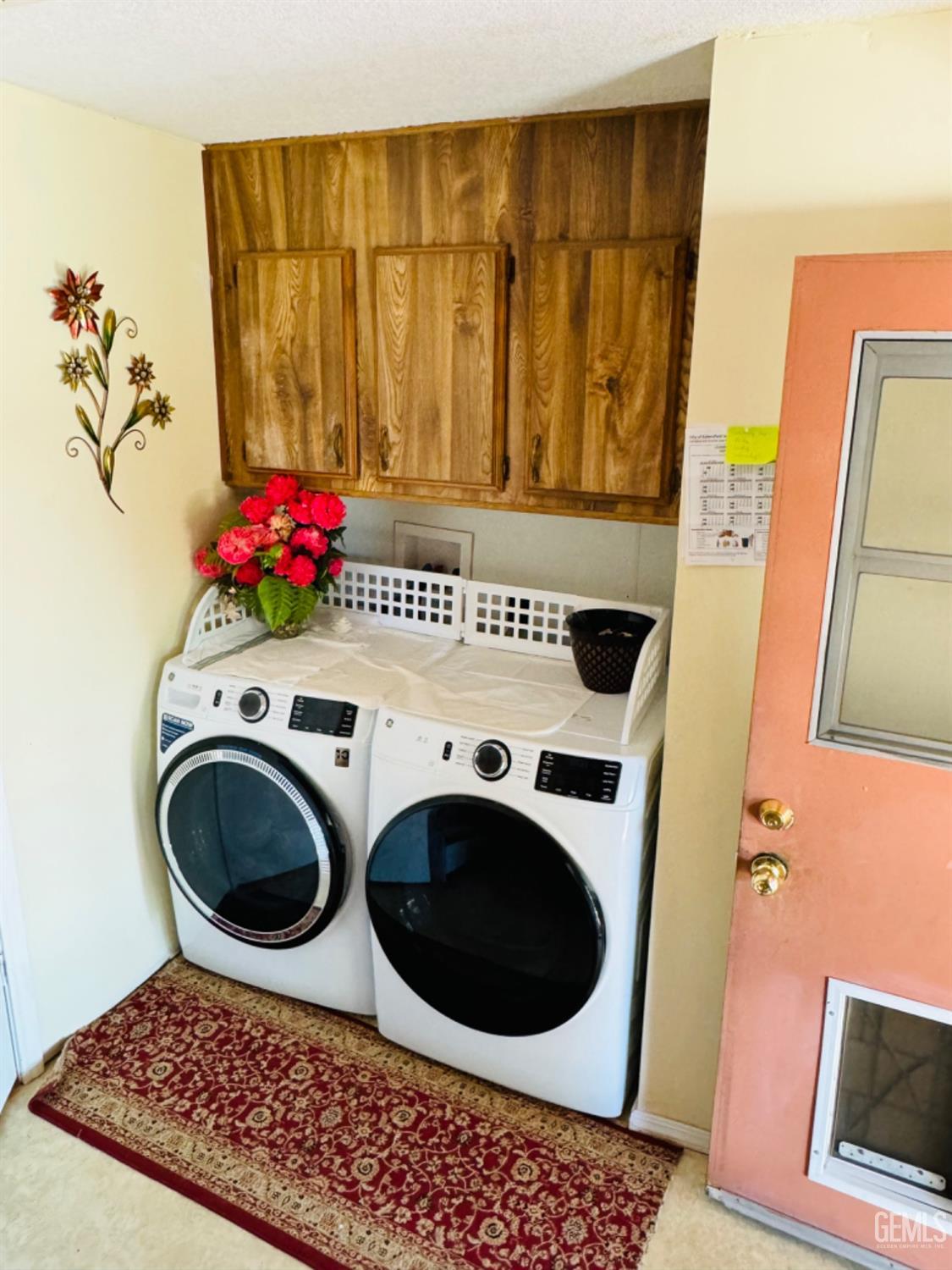 Undisclosed Address Bakersfield, CA 93313 - Photo 27 of 32 a utility room with dryer and washer
