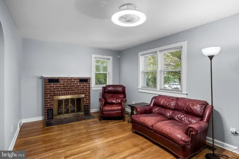 $399,999 | 120 Lejune Road, Cinnaminson, NJ 08077