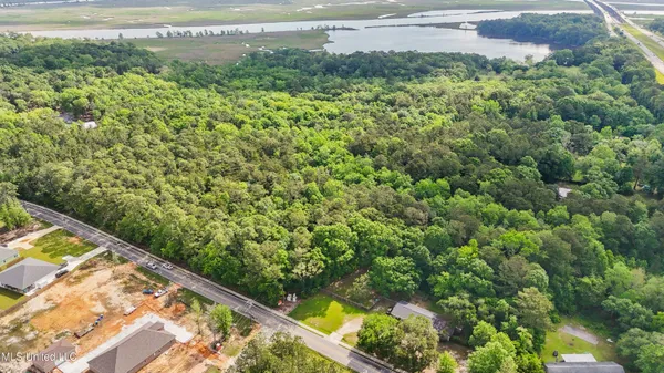 $600,000 | Martin Bluff Road, Gautier, MS 39553