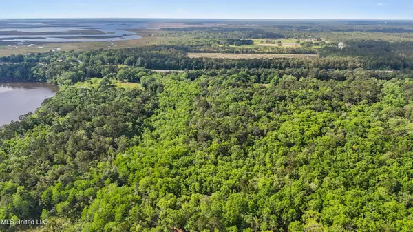 $600,000 | Martin Bluff Road, Gautier, MS 39553