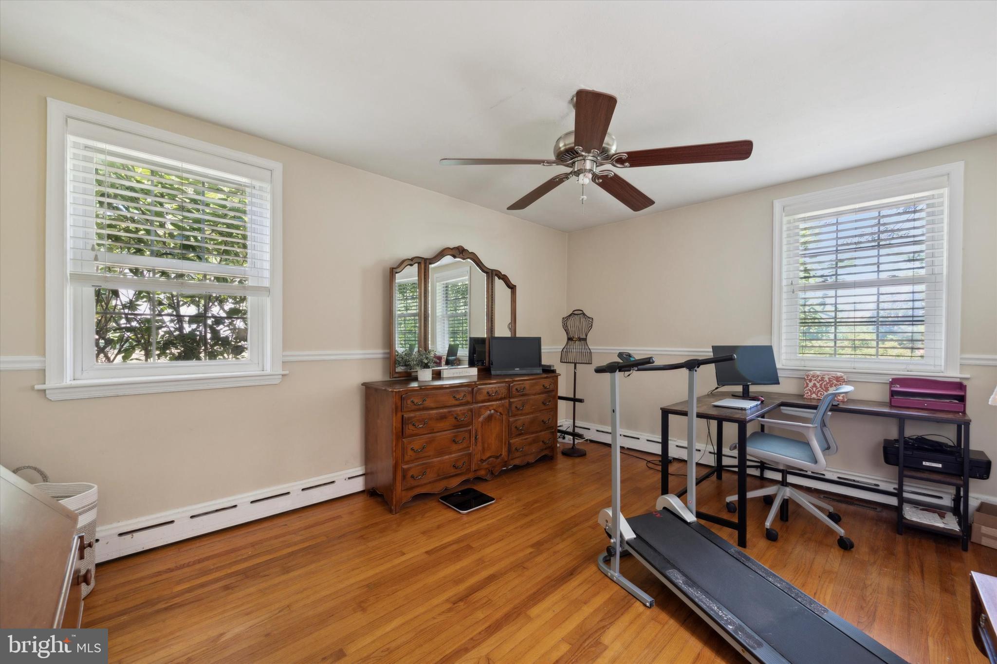 1624 Clearview Road Lansdale, PA 19446 - Photo 20 of 42 Main Floor Bedroom 2