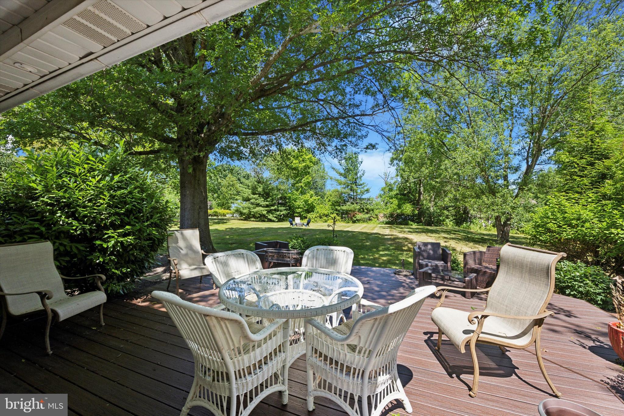 1624 Clearview Road Lansdale, PA 19446 - Photo 29 of 42 Deck