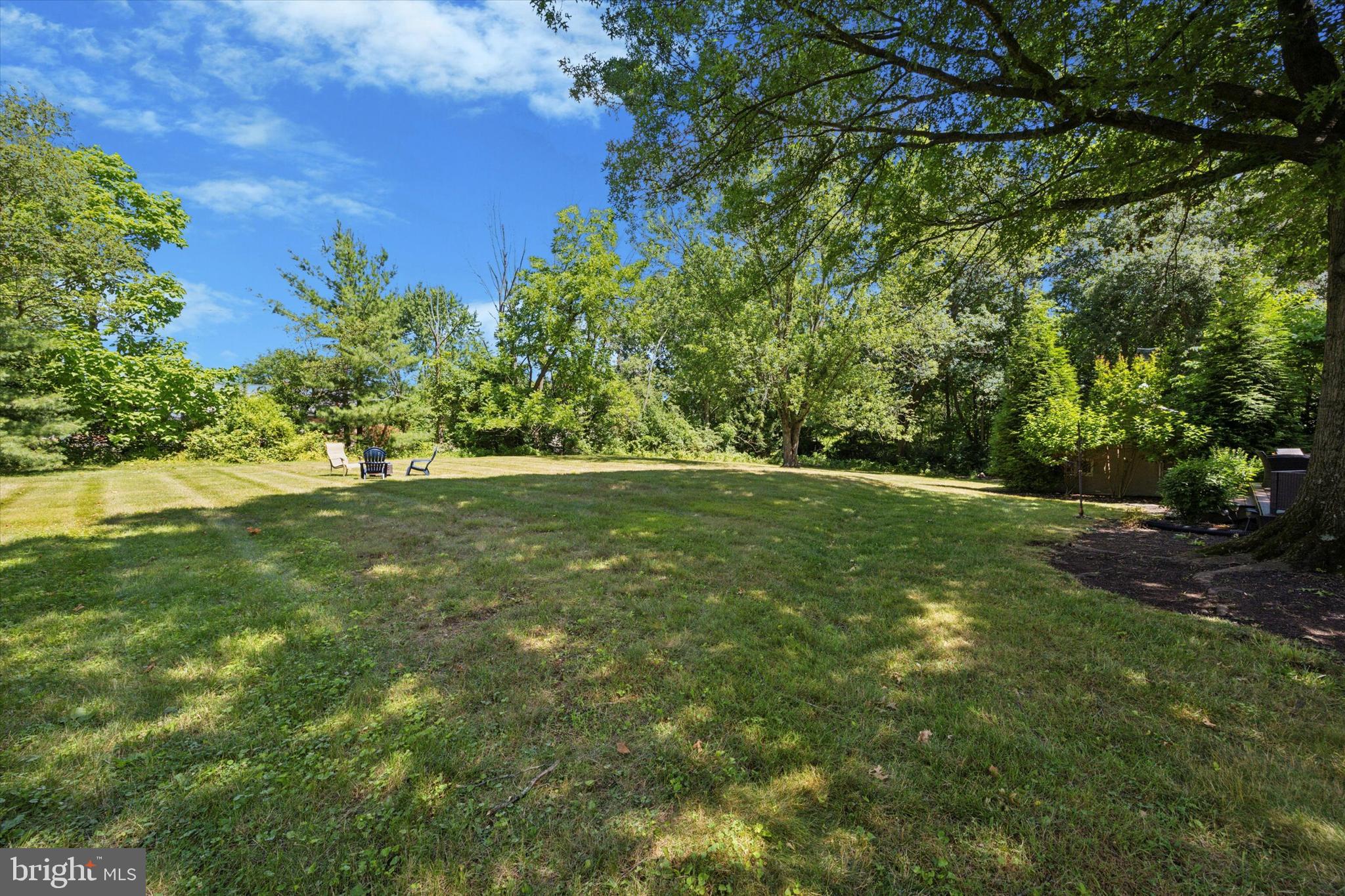 1624 Clearview Road Lansdale, PA 19446 - Photo 35 of 42 Backyard