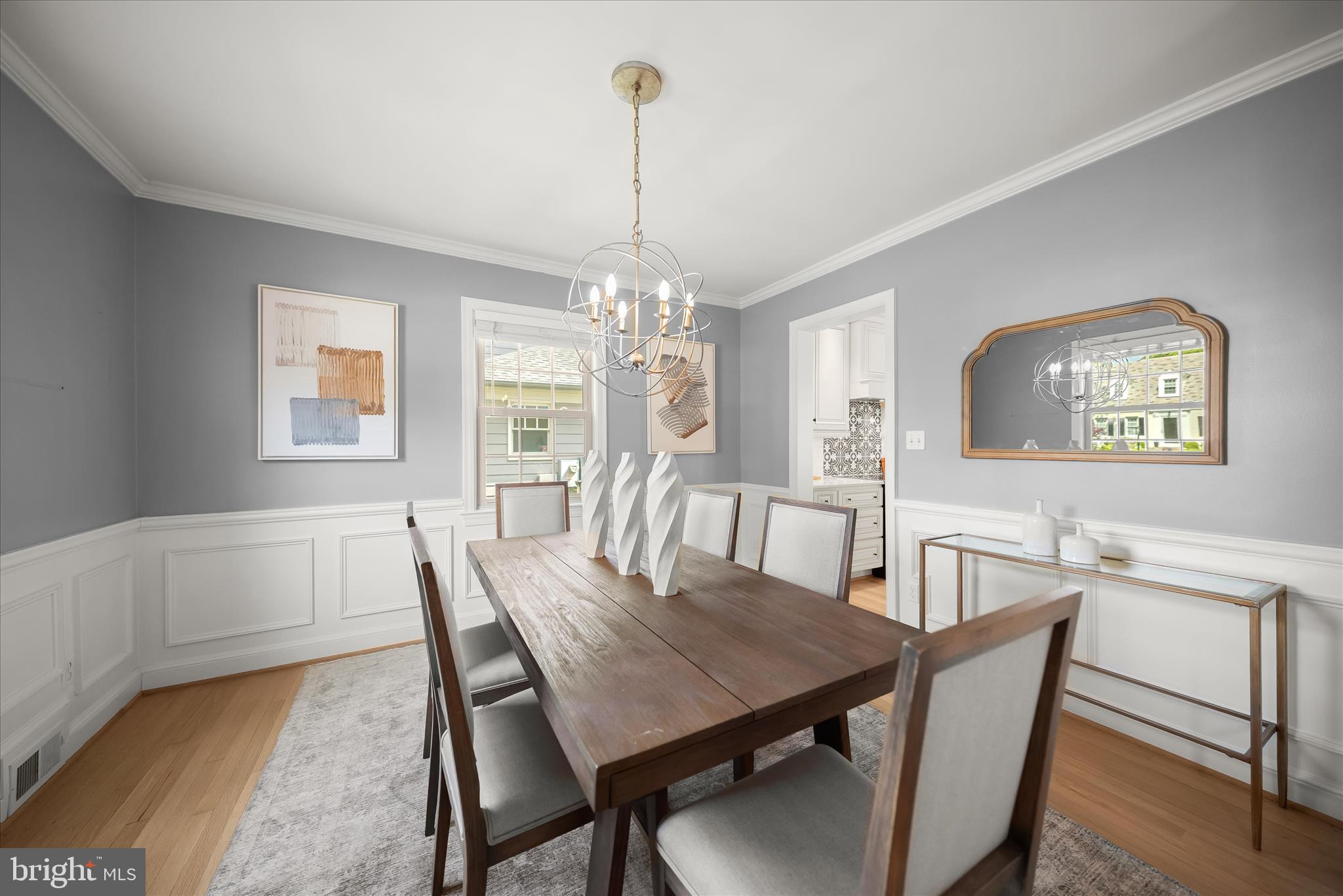10318 Parkman Road Silver Spring, MD 20903 - Photo 4 of 42 Spacious formal dining room