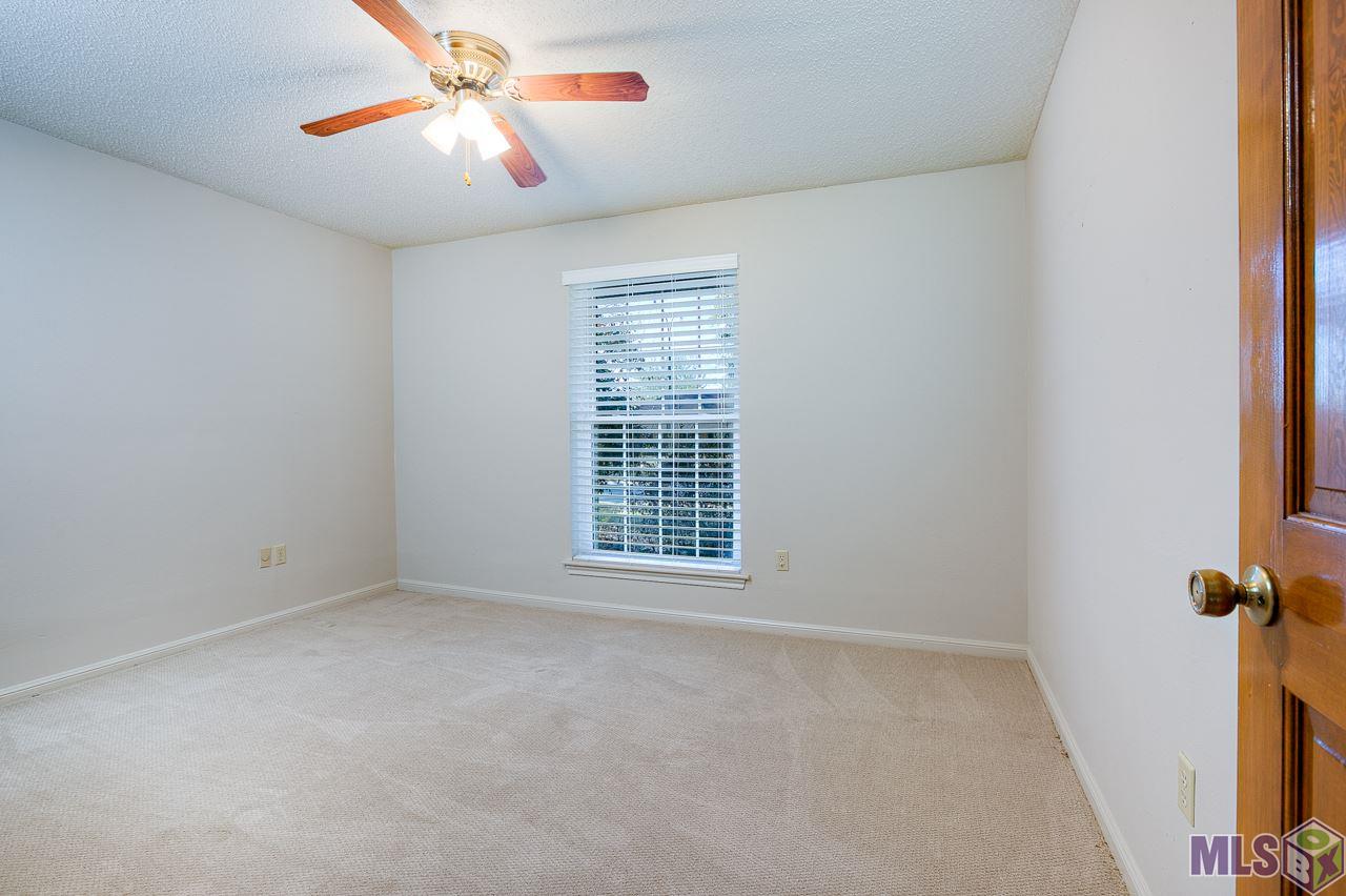 3109 Woodland Ridge Boulevard Baton Rouge, LA 70816 - Photo 15 of 18 Gallery Image 15