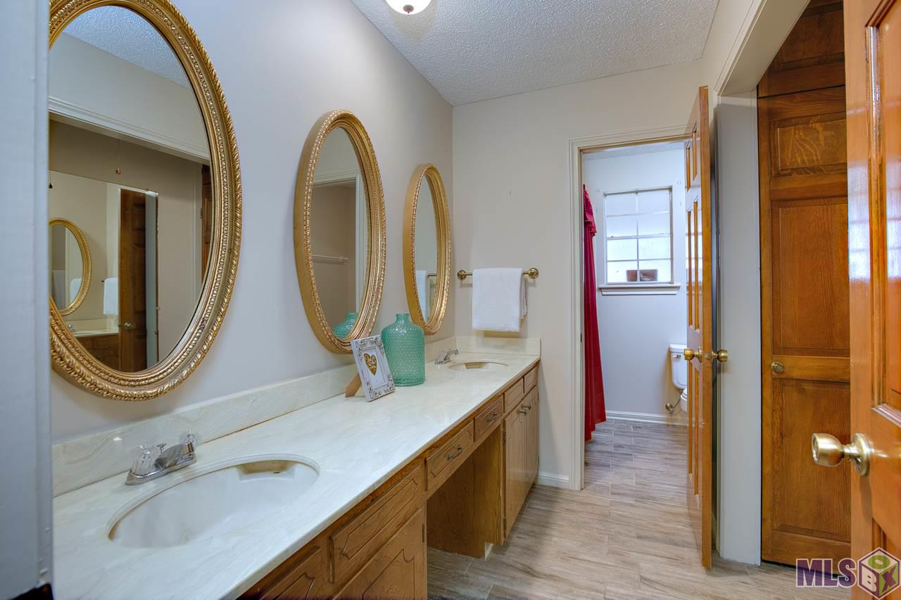 3109 Woodland Ridge Boulevard Baton Rouge, LA 70816 - Photo 8 of 18 Gallery Image 8